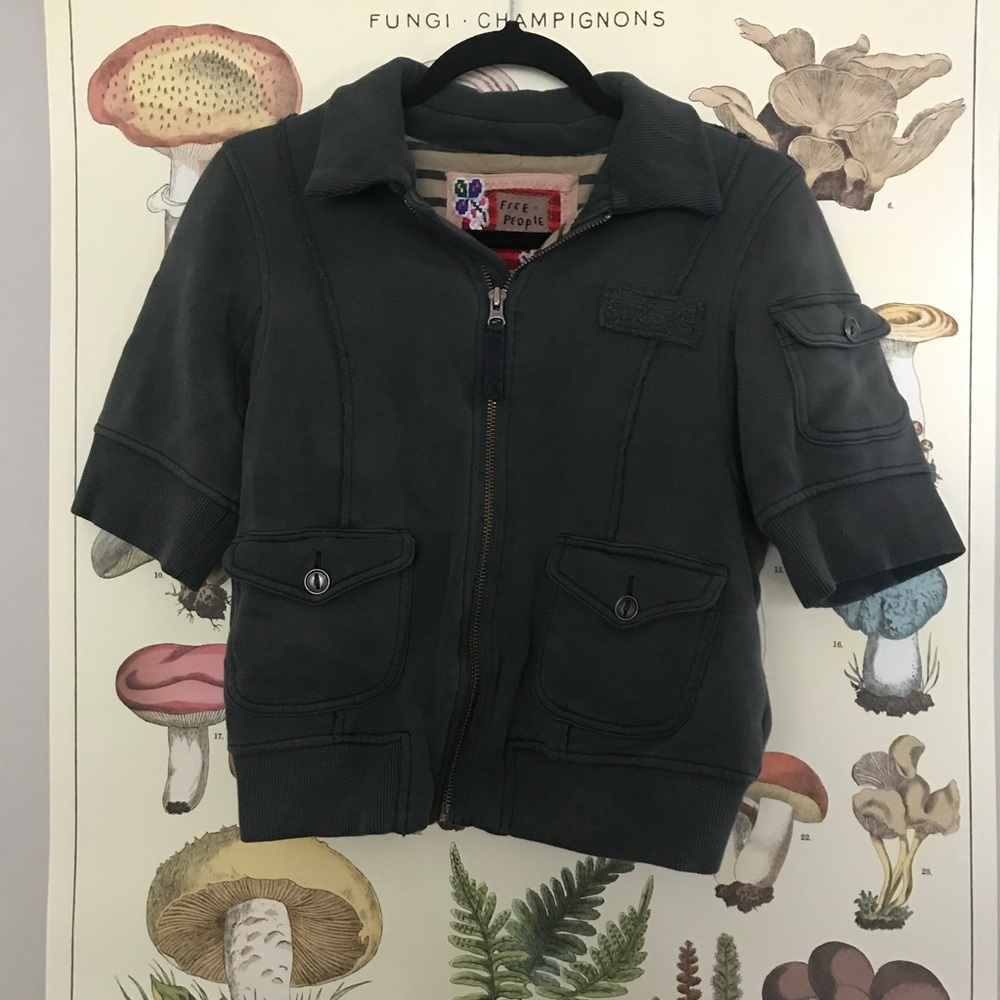Free People sz 12 crop short sleeve jacket